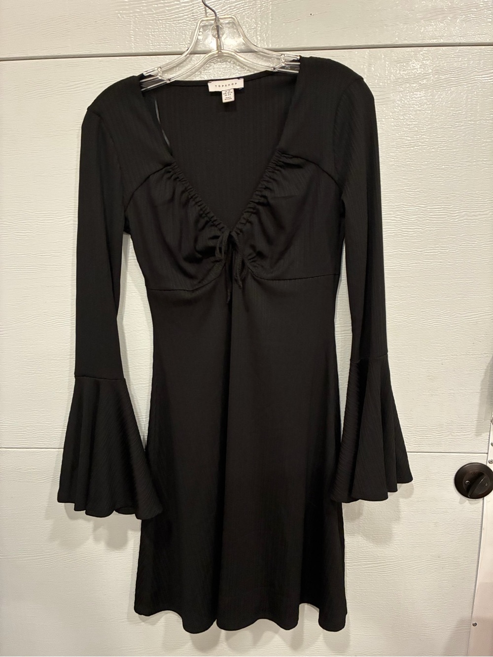 Sexy Elvira costume Long-Sleeve V-Neck Dress with Bell Sleeves goth Halloween